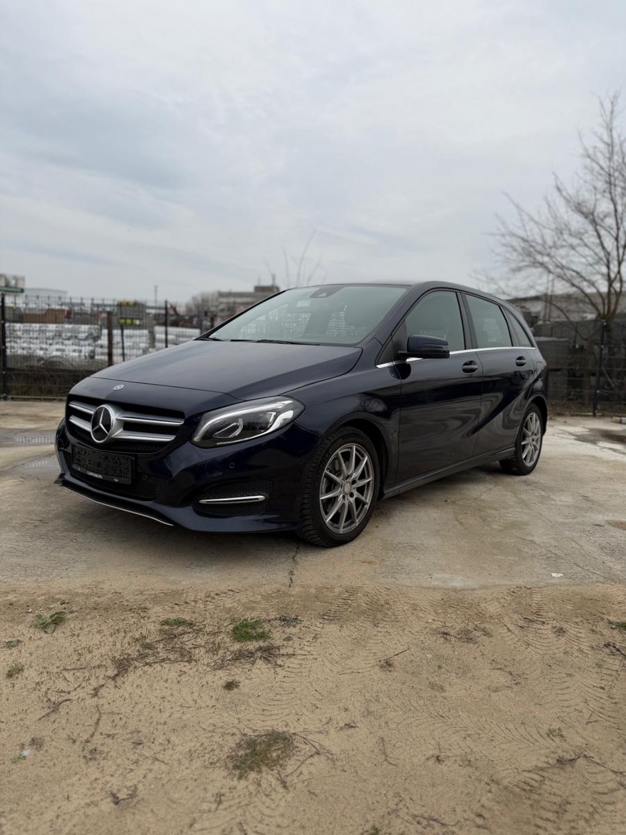 Mercedes-Benz B 220  / d 4Matic