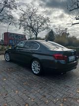 BMW F10 528i 6 Zylinder - BMW 528: F10 528i
