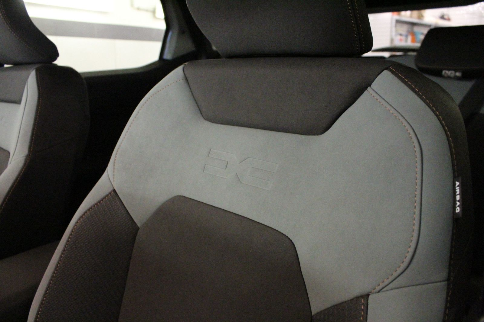 Fahrzeugabbildung Dacia Duster mild hybrid 140 Extreme *Winterp.*MY 26