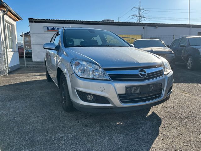 Opel Astra H  Navi Klima