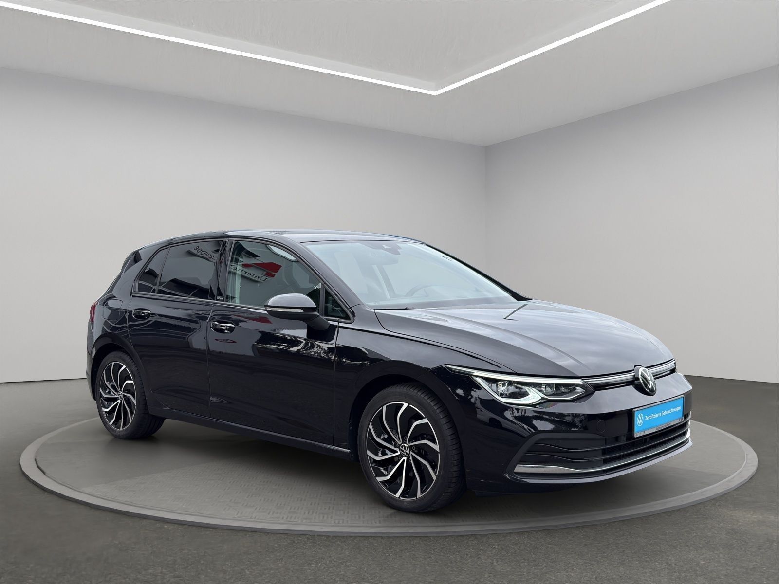 Volkswagen Golf VIII 2.0 TDI DSG Active NAVI ACC LED KAMERA foto 3