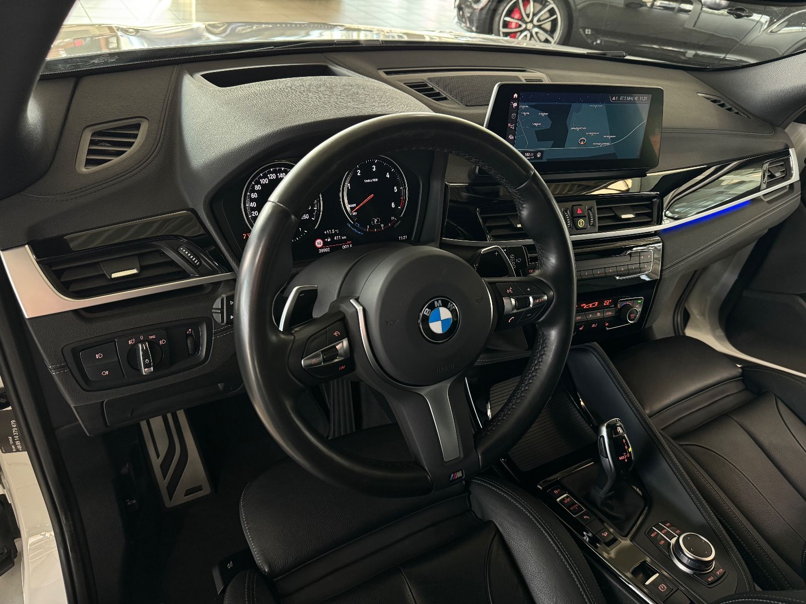 Fahrzeugabbildung BMW X2 xD20d M Sport HUD HiFi Navi+ LED Komfort AHK
