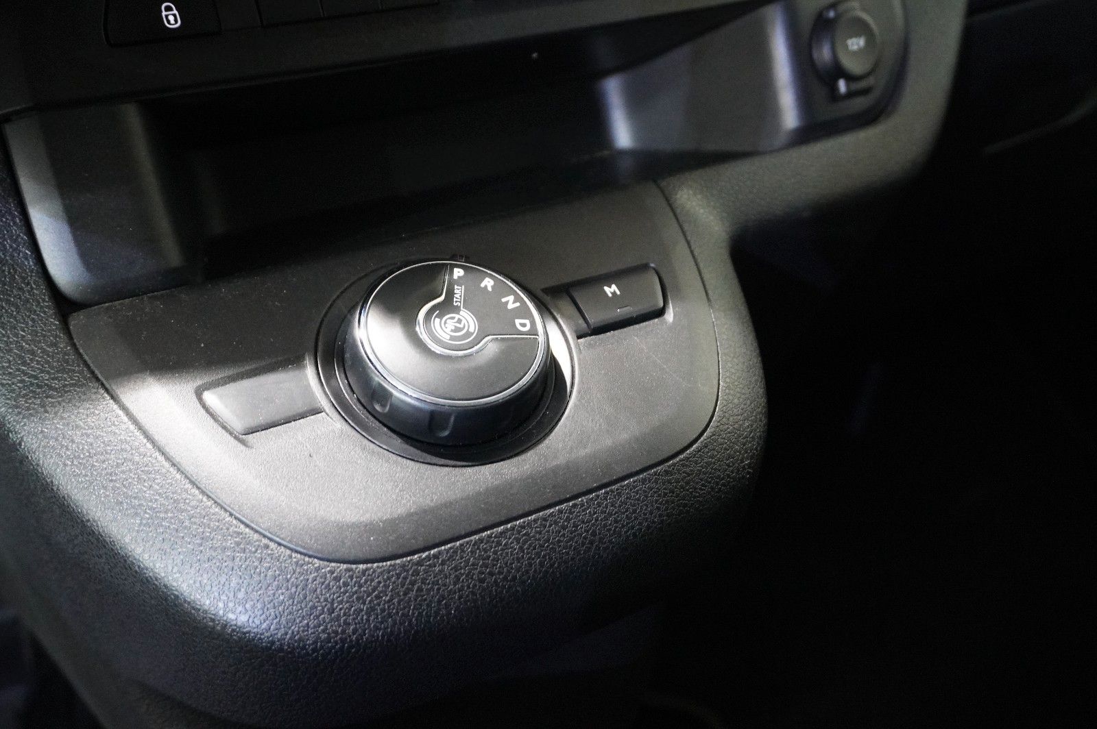 Fahrzeugabbildung Opel Zafira Life 2.0D "L" EDIT. 8-SITZE NAVI/LED/AHK