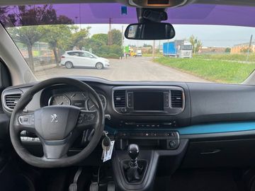 Peugeot Traveller - 12