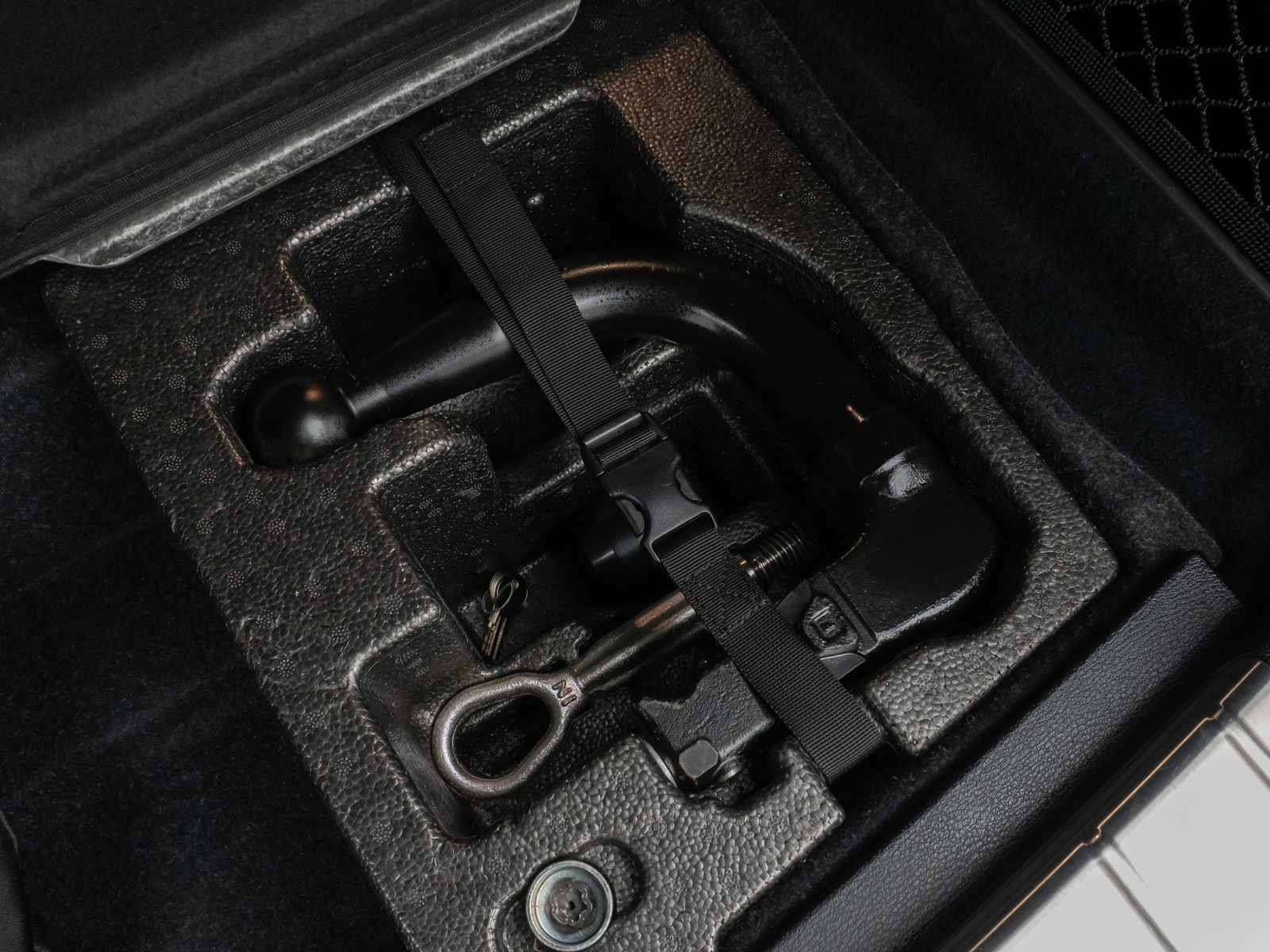 Fahrzeugabbildung BMW X1 xD25e xLine Panorama Kamera HUD DAB H/K AHK