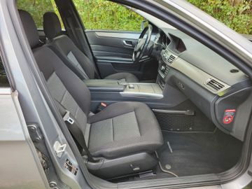 Mercedes E 220 - 10