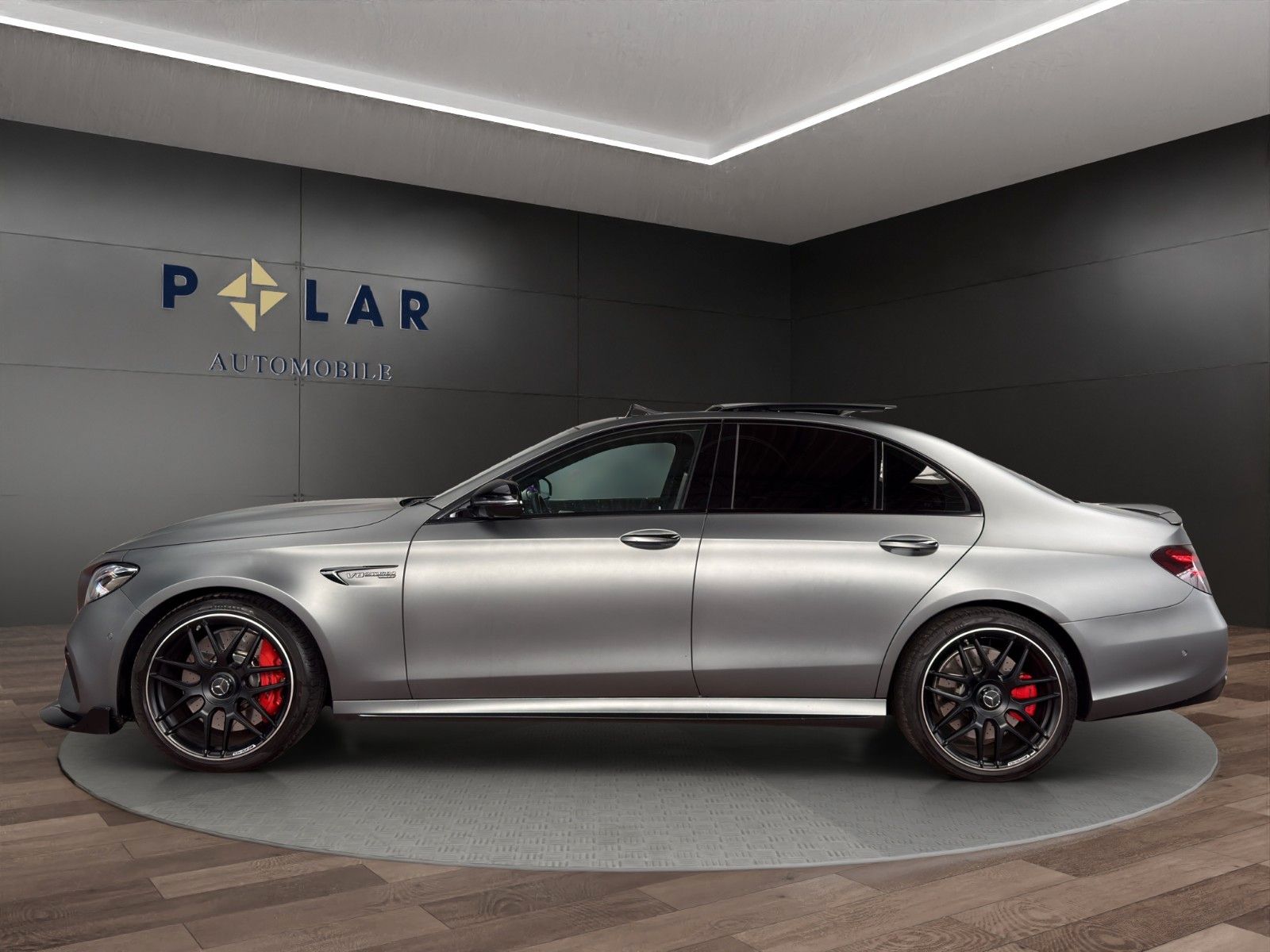 Fahrzeugabbildung Mercedes-Benz E63s AMG 4Matic+ Pano/Magno/SportAGA/Widescreen