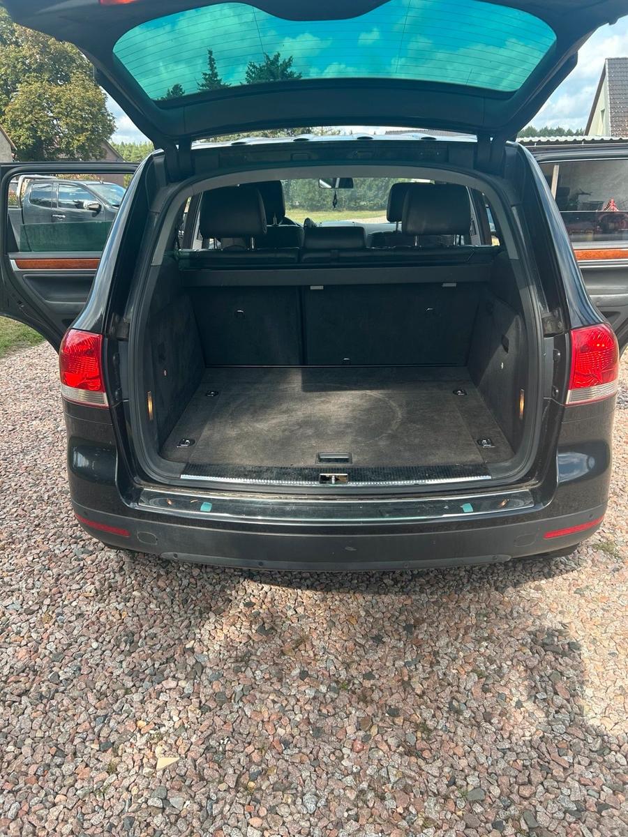 Volkswagen Touareg 2004 — photo 15