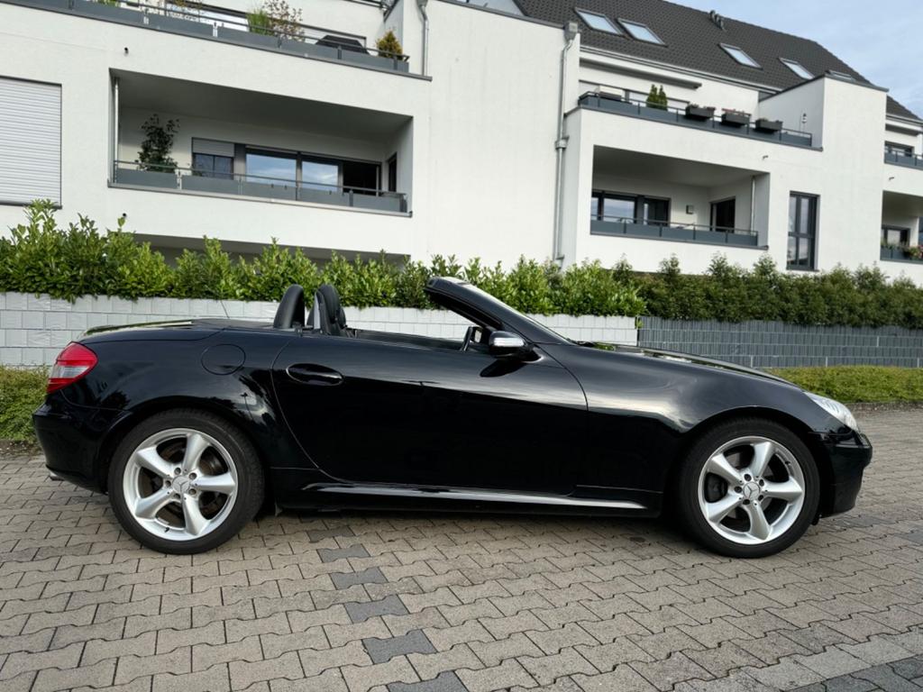 Mercedes-Benz SLK 280