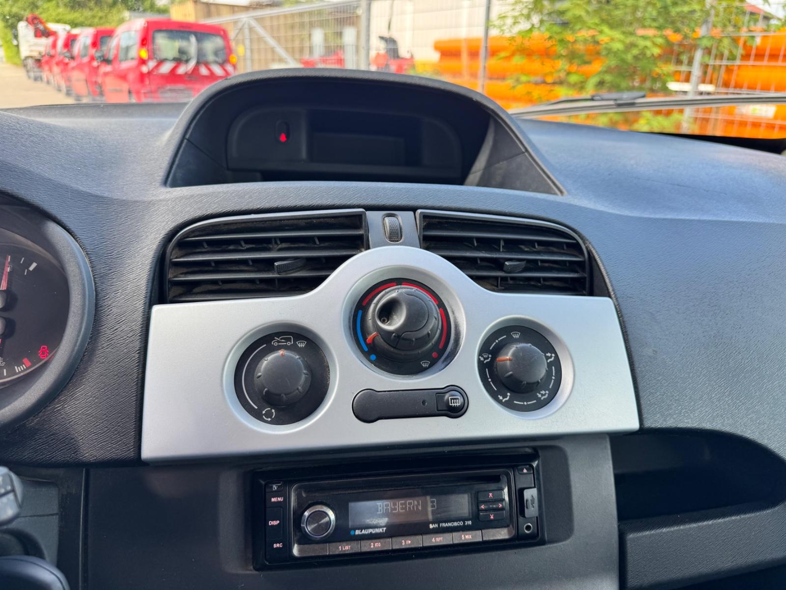 Renault Kangoo 2011 — photo 13