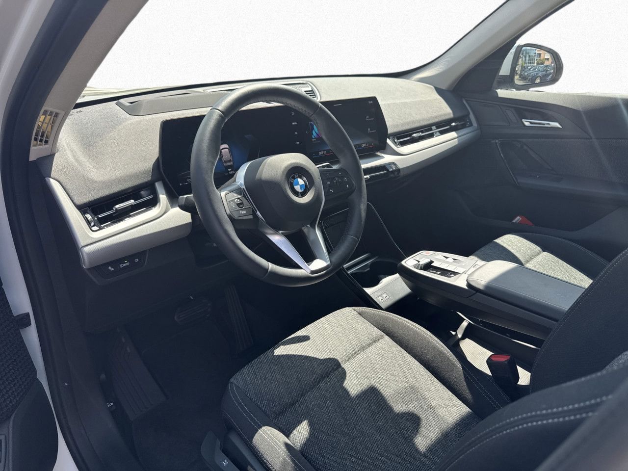 BMW X1 xDrive23i AdLED,AHK,360°,H/K,HUD,DAPro,KomZu foto 13