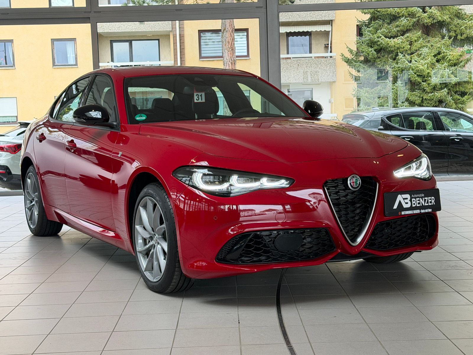 Fahrzeugabbildung Alfa Romeo Giulia Ti Q4/MEMORY/ACC/NAVI/KAMERA/SHZ