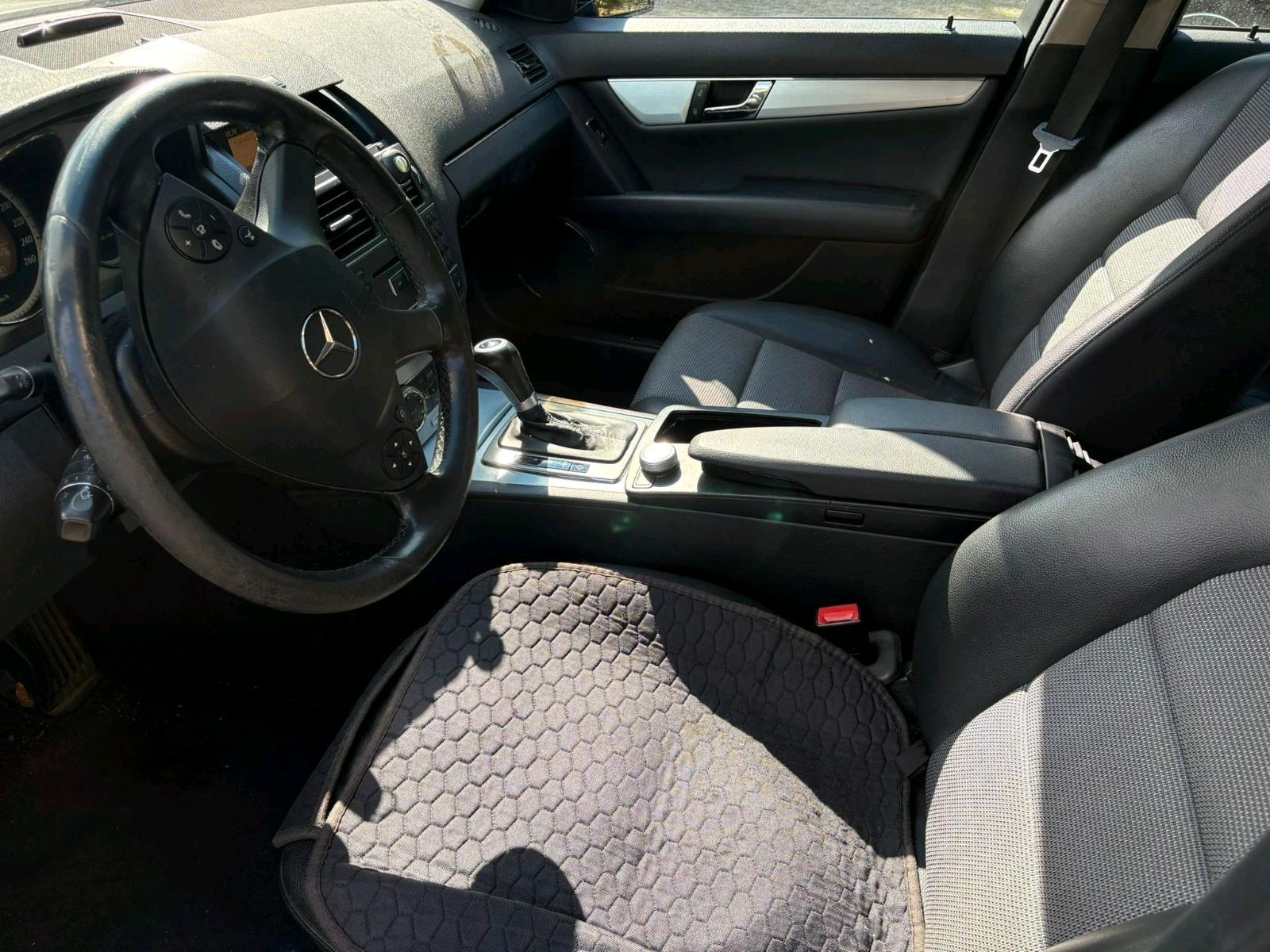 Mercedes-Benz C220 2010 — photo 5
