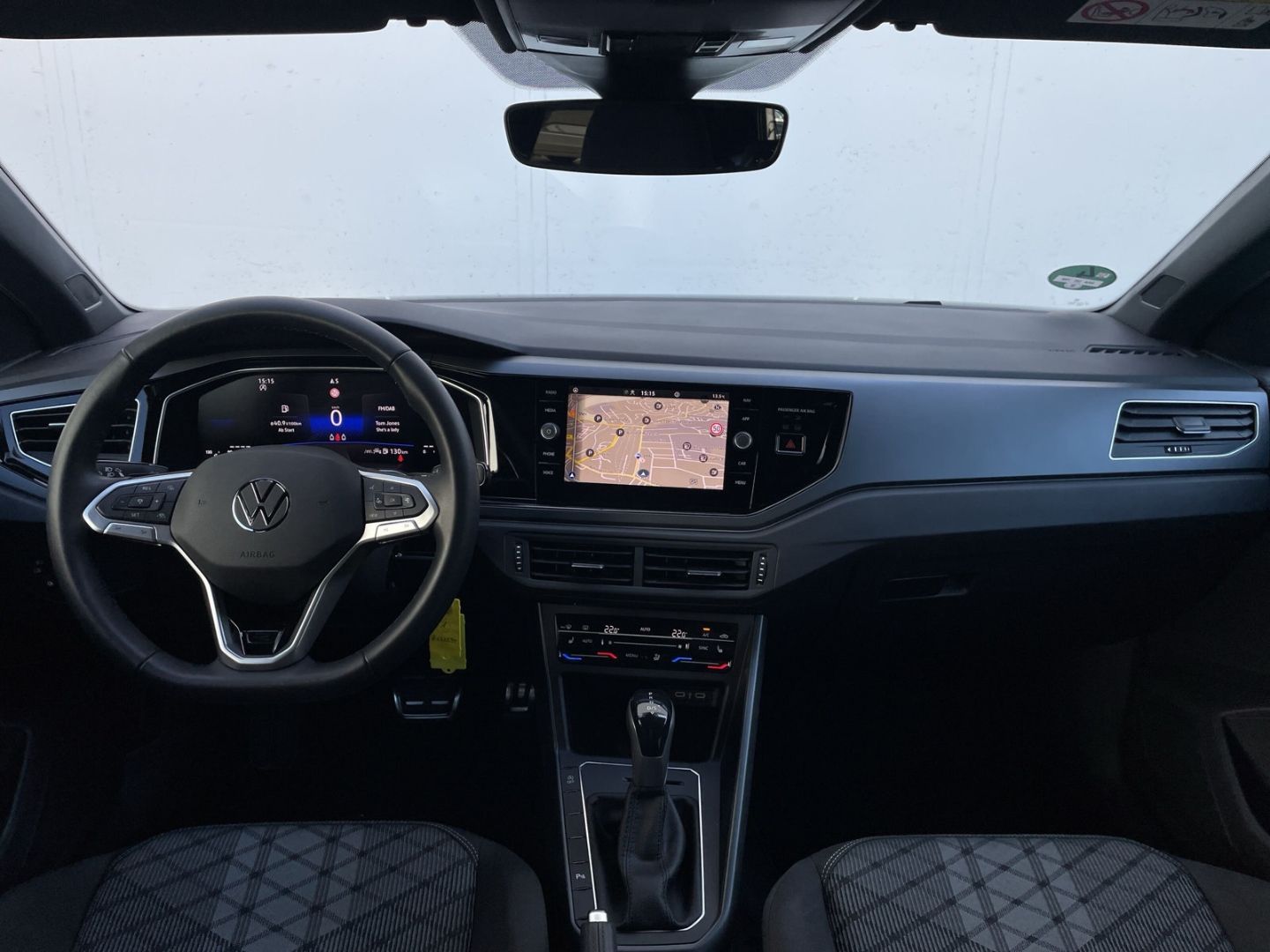 Polo 1.0 TSI DSG R-Line Kamera/ACC/Navi/IQ.Light