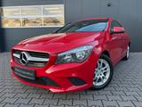 Mercedes-Benz CLA 180 Edition Automatik Leder Kamera PDC - rote Mercedes-Benz CLA-Klasse