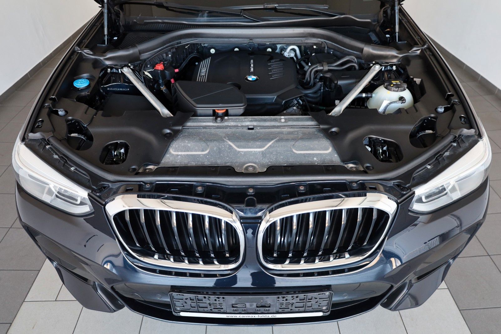 Fahrzeugabbildung BMW X3 xDrive 20d M Sport T.Leder,Navi,LED,HUD,AHK