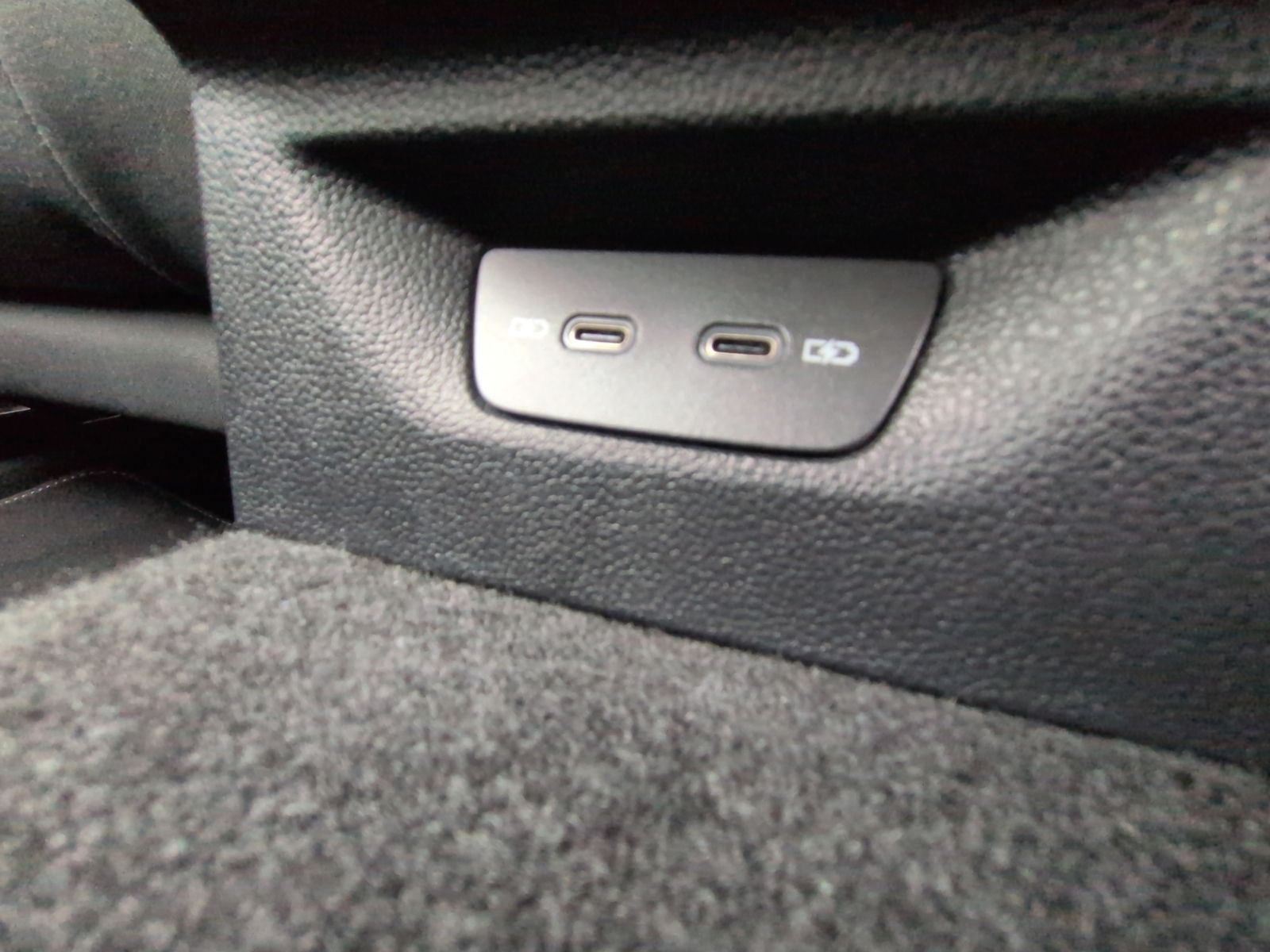Golf VIII Variant 1.0 TSI NAVI+ALU+CarPlay+ACC+