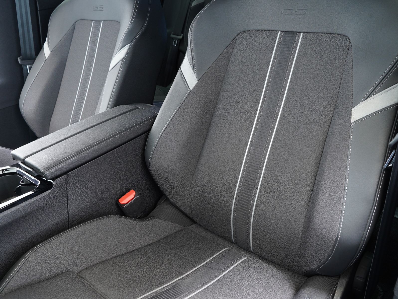 Fahrzeugabbildung Opel Astra L 1.2 Turbo GS LED/INTELLILUX/ACC/AHK/360°