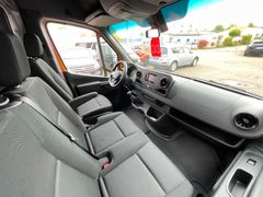 MERCEDES-BENZ Sprinter 3Sitzer 8xBereift Kamera PDC Bluetooth