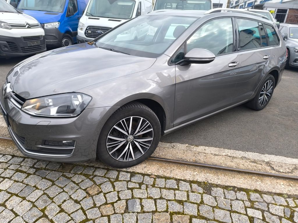 Image of Volkswagen Golf