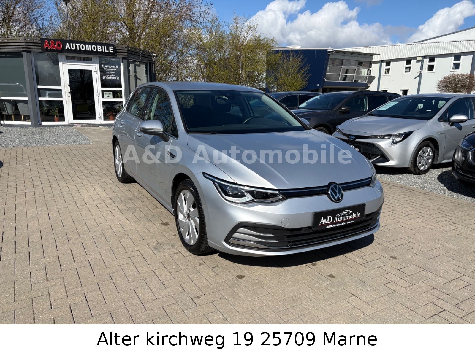 Volkswagen Golf VIII Lim.1.5 TSI STYLE EVO AHK LED KAMERA imagem 3