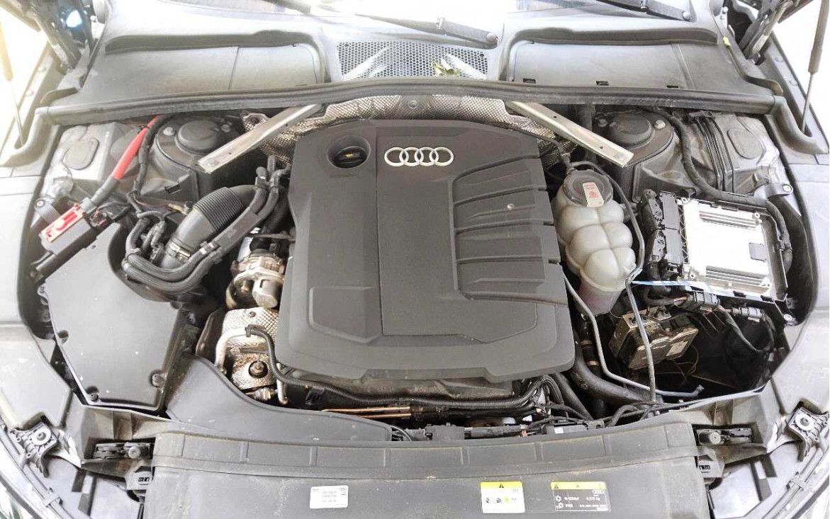 Fahrzeugabbildung Audi A4 Av 40d Quatt AT7 LED/NAVI/SHZ/HIFI/DAB/8Fa