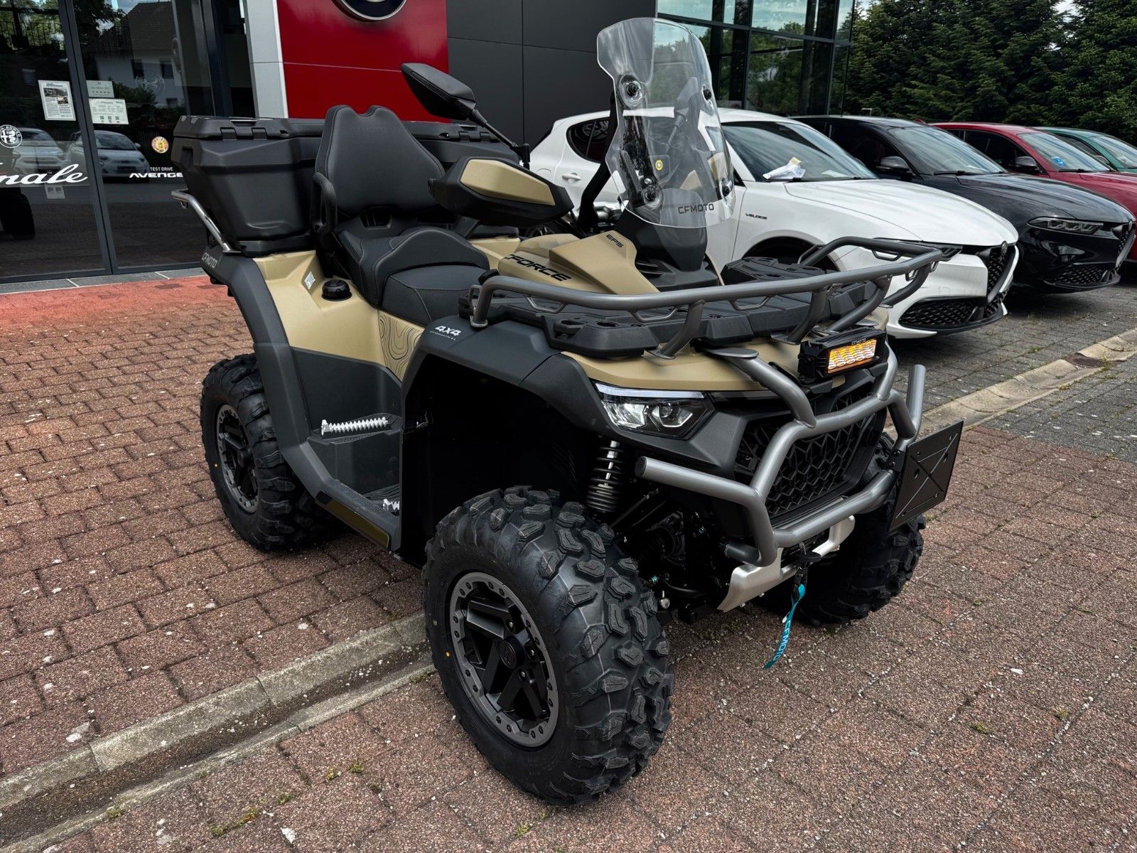 Fahrzeugabbildung CFMOTO CFORCE 1000 OVERLAND 2025 NEU ATV