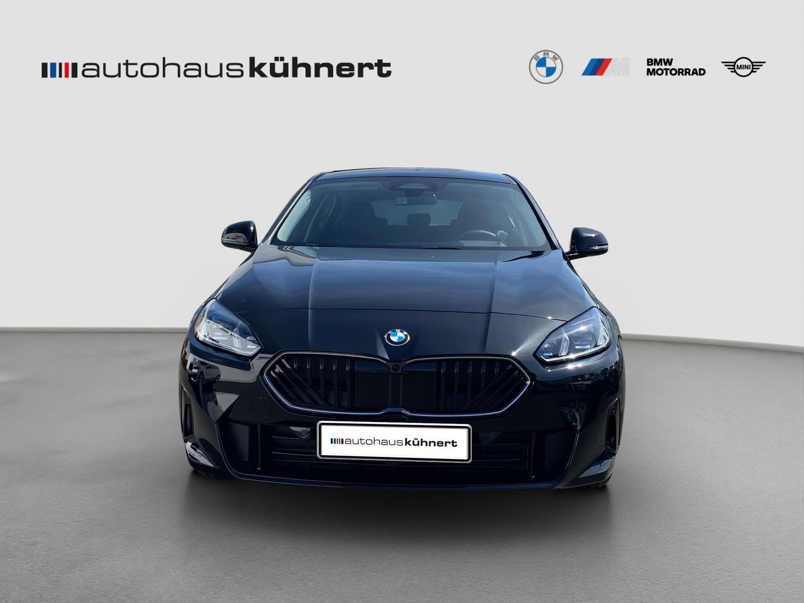 BMW 116 UPE 39.500 € ACC 360° HUD HiFi Navi ParkAss