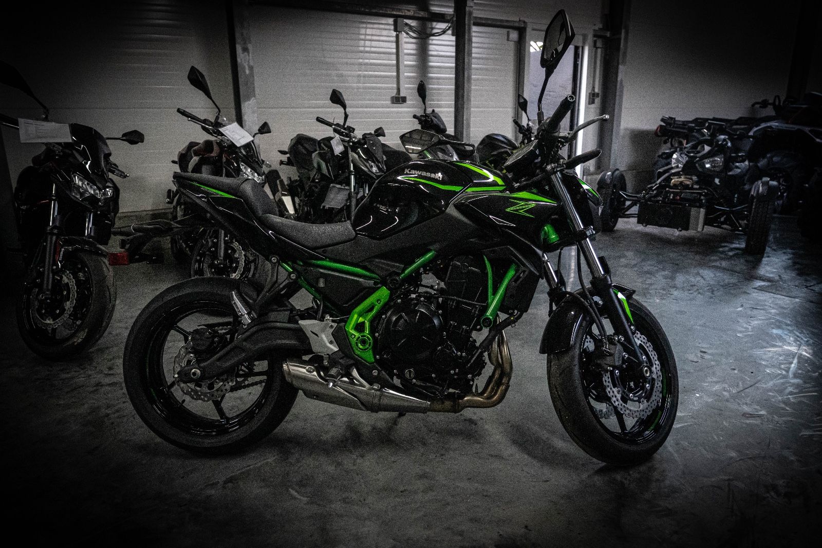 Fahrzeugabbildung Kawasaki Z650 Model 2025  4 Jahre Garantie