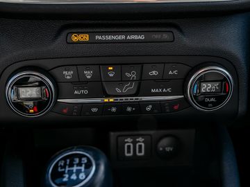 Ford Kuga 1.5 Titanium X- Keyless AHK el. Heckkl. B&O