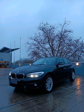 BMW Bmw 116d Automatik/Navi Tempomat/Scheckhef...