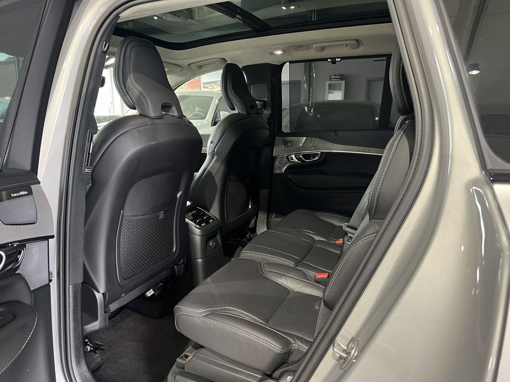 Volvo XC90 T8 Ultra Dark Recharge AWD Massage B&W 22''