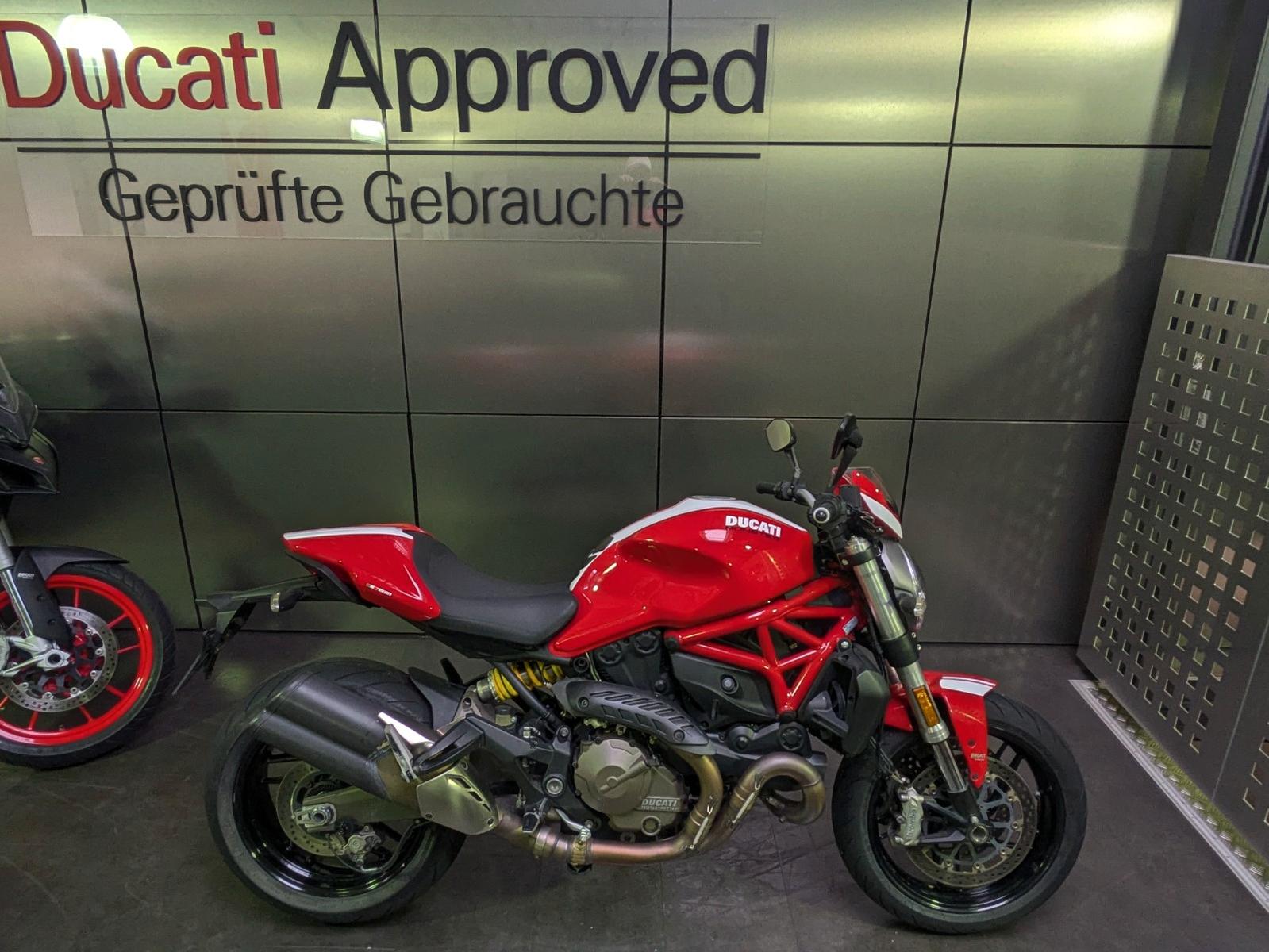 Ducati Monster 821