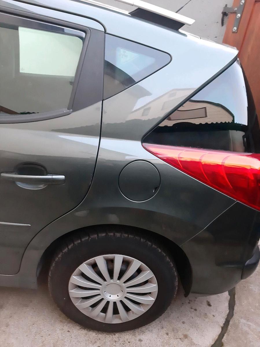 Peugeot 207 2009 — photo 14