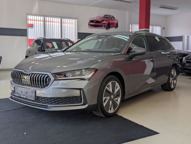 SKODA Superb IV 2.0TDI DSG 4x4 MATRIX PANO NEUES MODEL