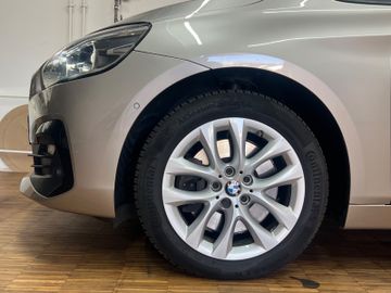 BMW 220 Gran Tourer - 10