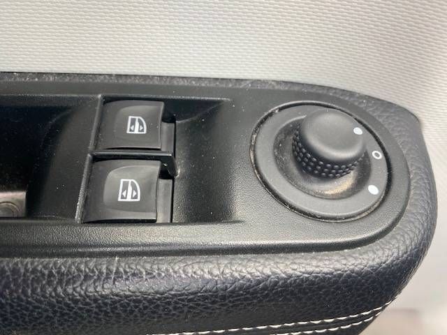 Fahrzeugabbildung Renault Twingo Intense// Faltdach, KlimaAT, Bluetooth, S