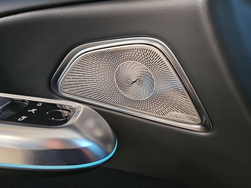 Fahrzeugabbildung Mercedes-Benz E 300 de AMG Night ACC Pano Totwi. Memo Burm.4D