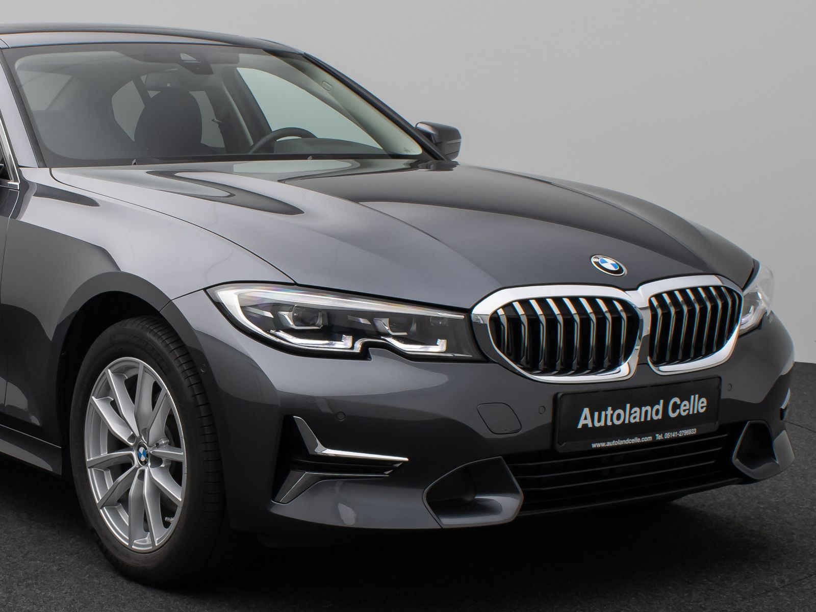 Fahrzeugabbildung BMW 320i xD Luxury Line El.Glasdach Kamera HiFi AHK