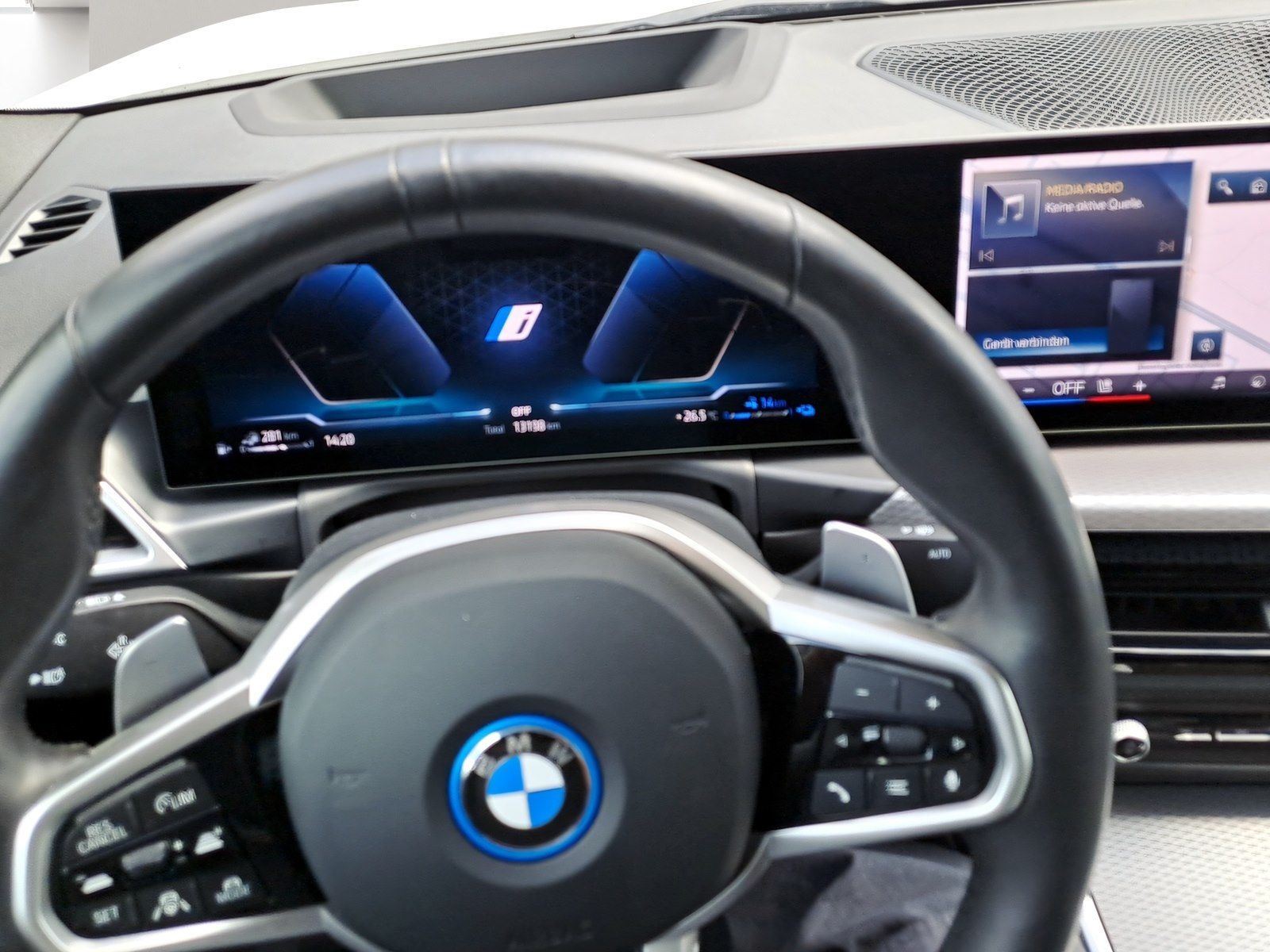 BMW 330 - Bild 16