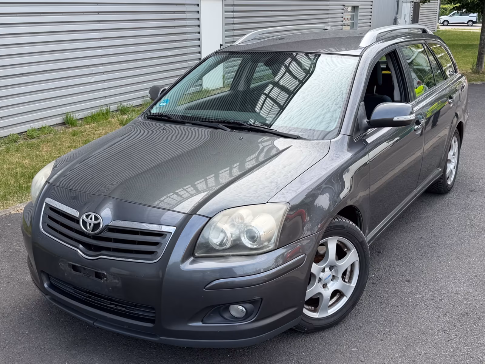 Toyota Avensis Kombi 2.0 D-4D Sol