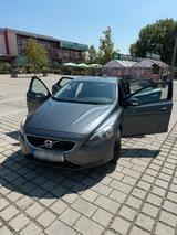 Volvo Gelöscht  Top Auto mit frischem Ölwechsel... - Volvo V40 Gebrauchtwagen in München
