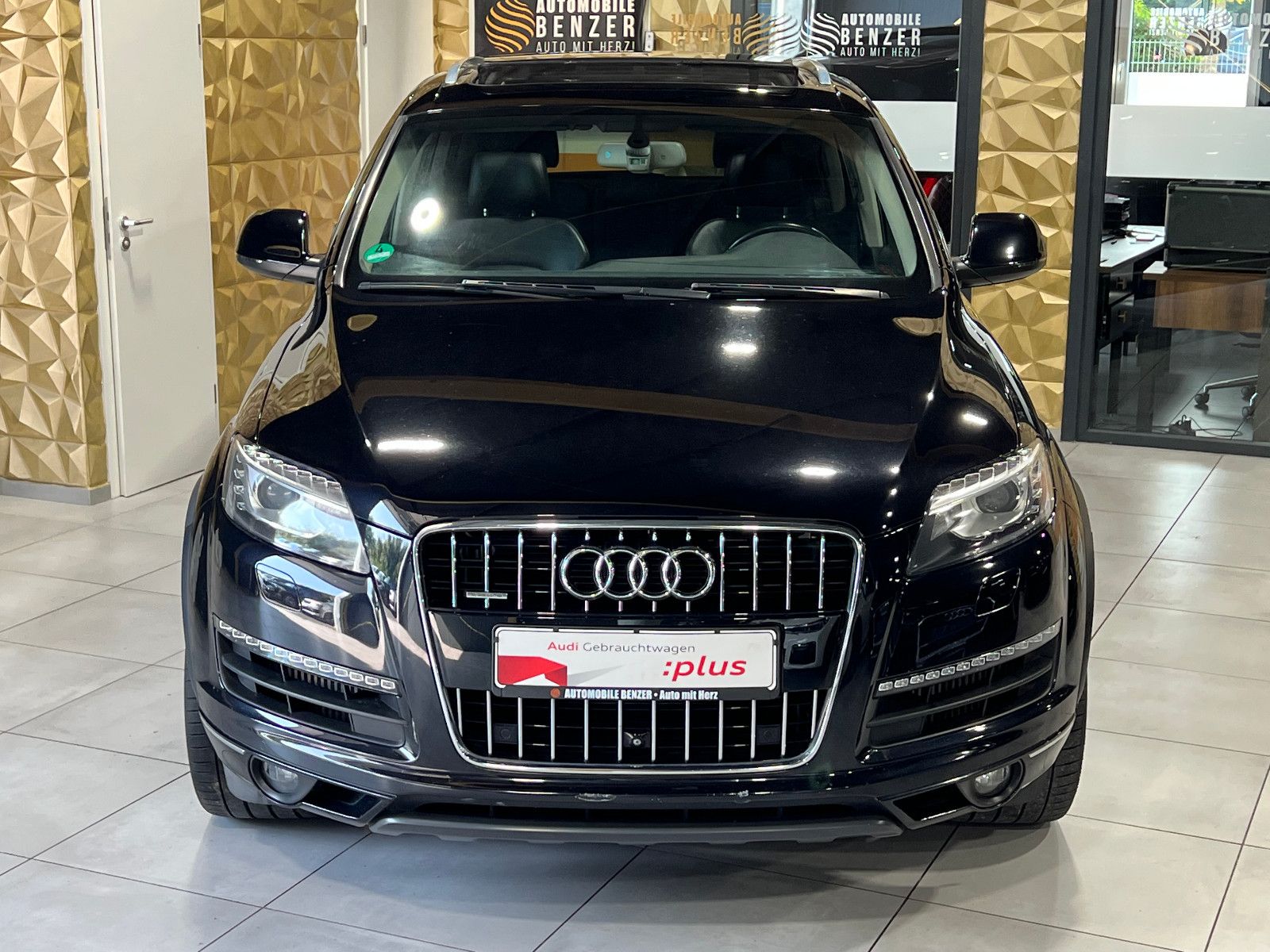 Fahrzeugabbildung Audi Q7 3.0 TDI quattro//S-LINE//PANO//360''KAM//BOSE