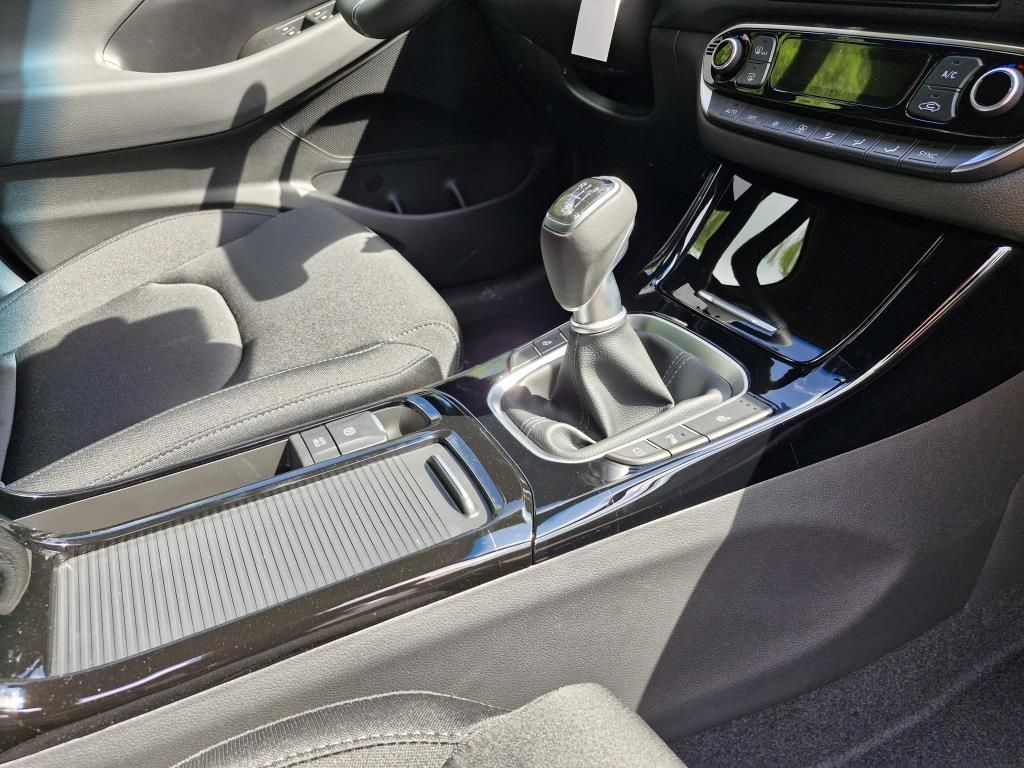 Autohaus Zimpel & Franke - Hyundai i30 Advantage 1.0 T-GDI Navi+Kamera+SHZ+LED - Bild 13 Autohaus Zimpel & Franke - Hyundai i30 Advantage 1.0 T-GDI Navi+Kamera+SHZ+LED - Bild 13