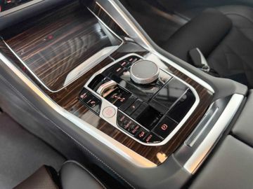 BMW X6 - 11