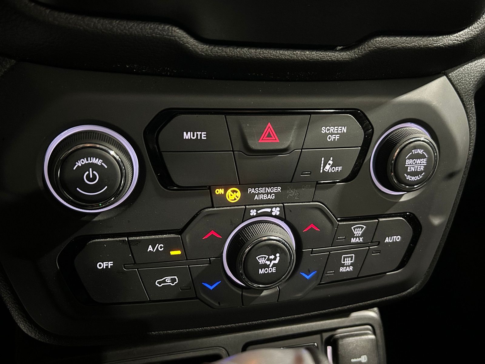 Fahrzeugabbildung Jeep Renegade Longitude Mild-Hybrid FWD/ACC/KAMERA/
