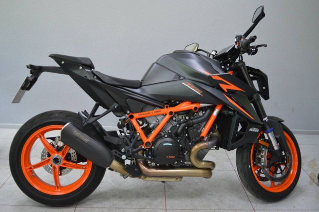 KTM 1390 Super Duke R EVO black 2024 + Remus + TechP