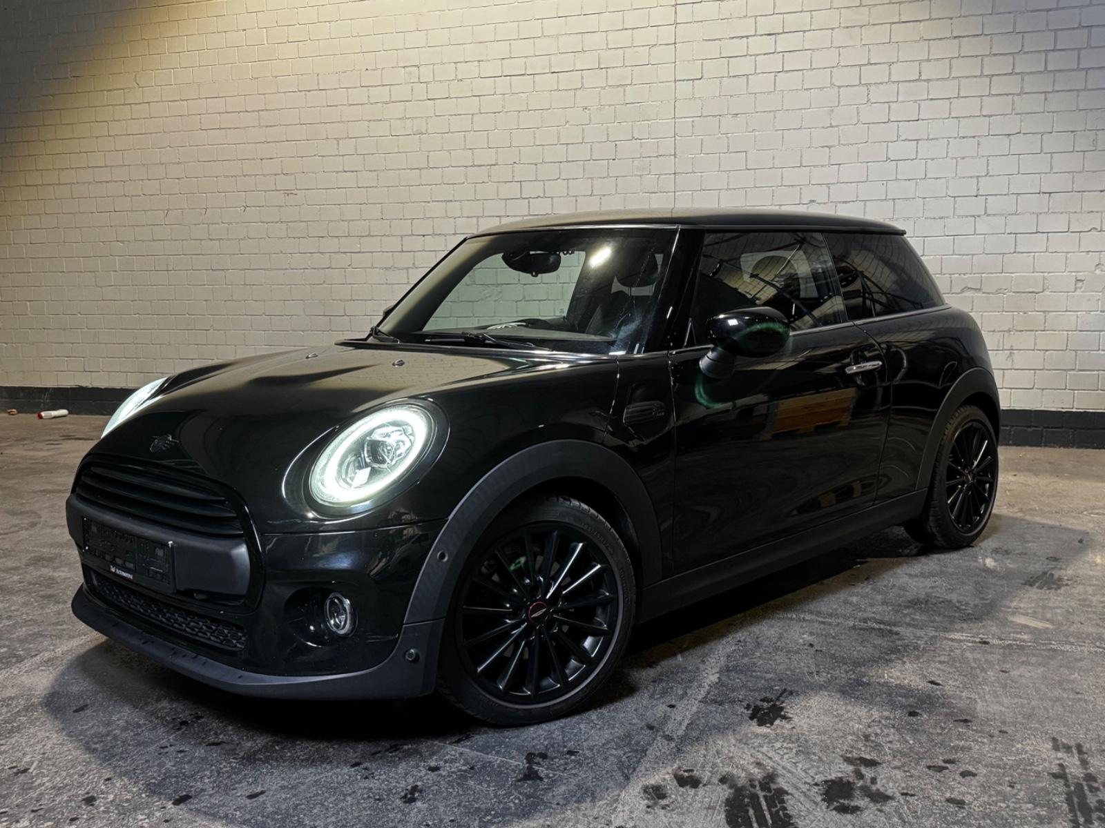 MINI COOPER 3-trg. Aut. LED NAVI SHZ PDC JCW