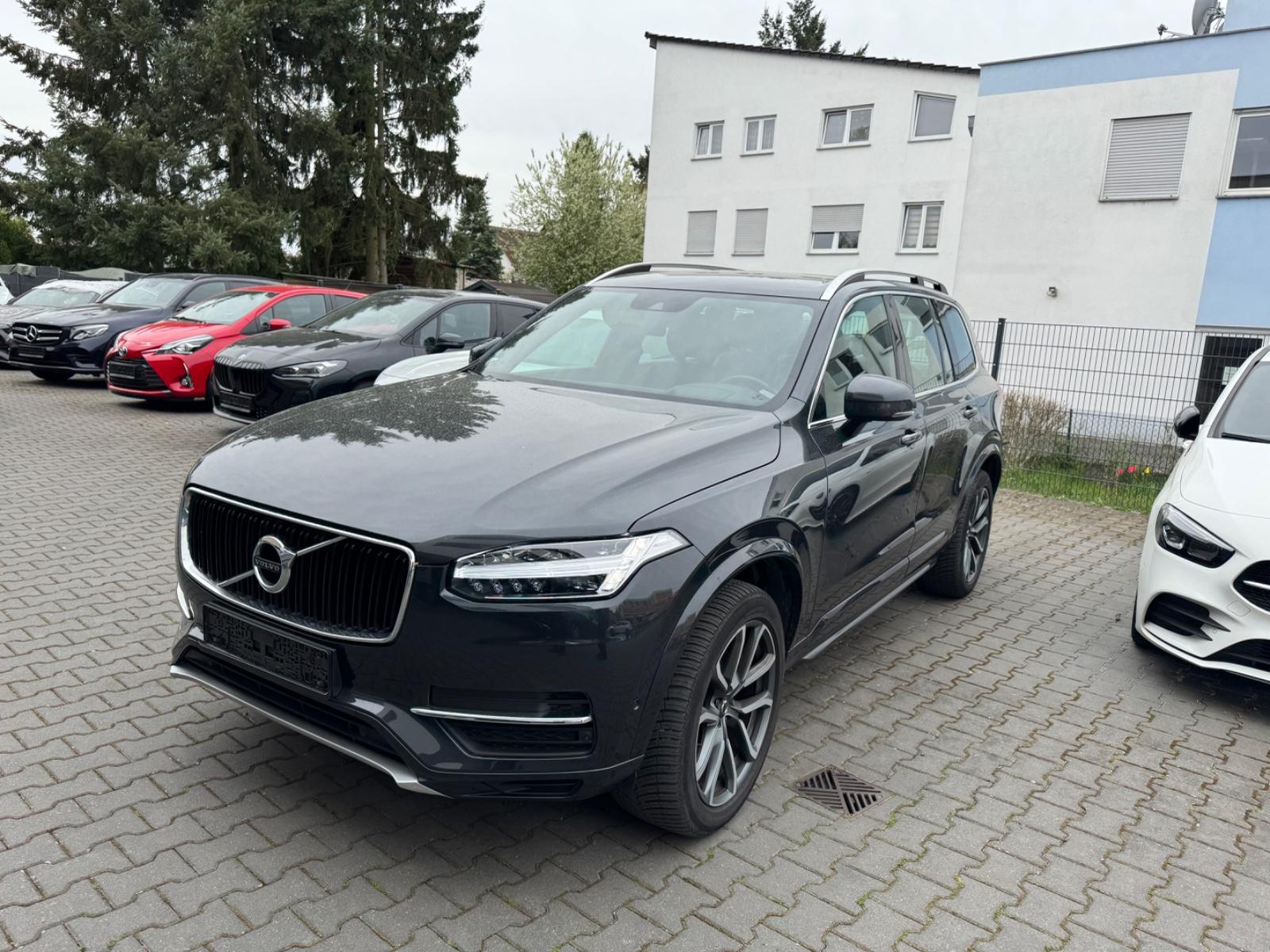Volvo XC90 Momentum AWD