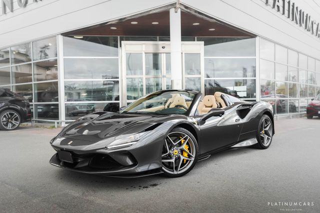 FERRARI F8